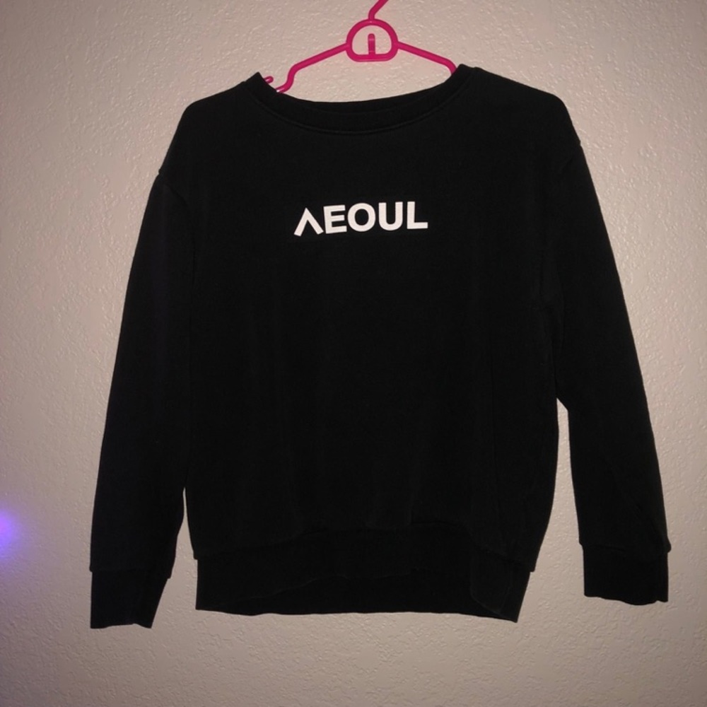 Seoul sweatshirt